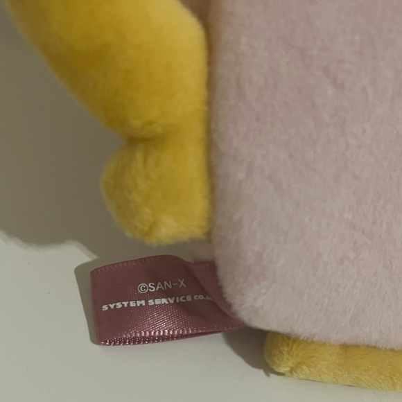 Korilakkuma Chairoikoguma Plush Wall Hanging with Pocket - Picture 5 of 9